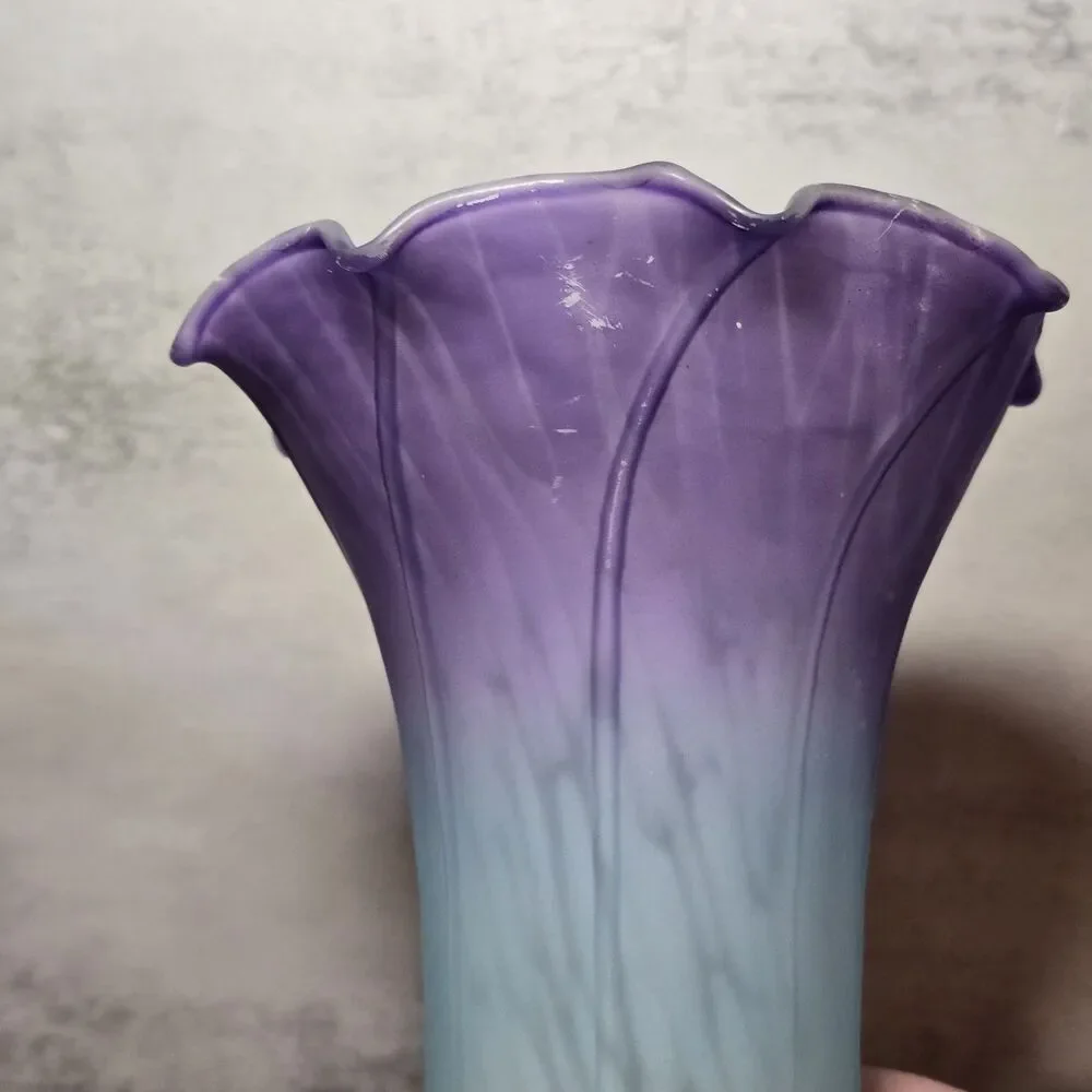 Frosted Swirled 8